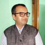 गीतकार प्रकाश सुवेदीले  सृजना गरे नजरमा तिमी,अधरमा तिमी बोलको गीत