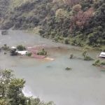 वडिगाड खोला थुनियो,मध्यपहाडी लोकमार्ग अवरुद्ध