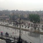 उपत्यकासहित देशका अधिकांश भागमा दिनभर पानी पर्ने,भोलीदेखि मौसममा सुधार