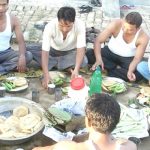 जहाँ महिलाले तीज मनाउँदैनन्, पुरुष बस्छन् व्रत