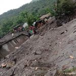 कहिलेकाहीँ घरले पनि दिन्छ पहिरोको पूर्व संकेत, यसरी थाहा पाउनुहोस्